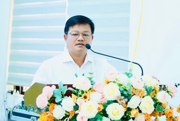 BUÔN HỒ TRIỂN KHAI GIẢI PHÁP GIÁO DỤC AI & ROBOTICS TRONG TRƯỜNG HỌC