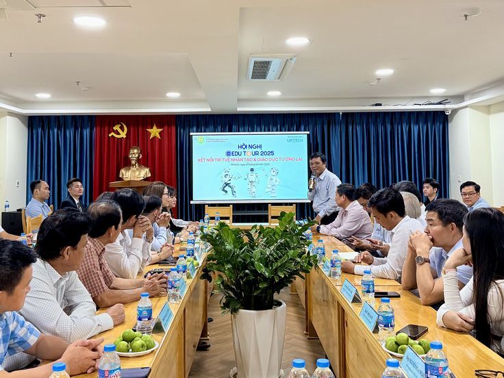 Hội thảo “AI Edu Tour 2025 - Kết nối Trí tuệ nhân tạo và Giáo dục tương lai”